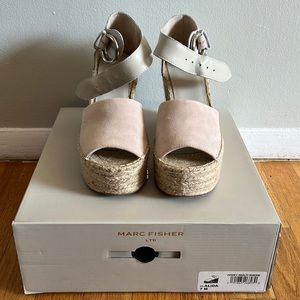 Marc Fisher Alida Wedge